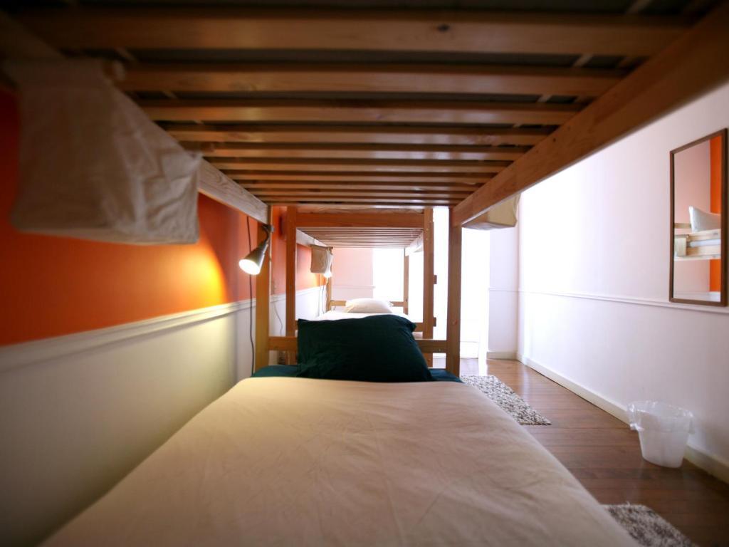Travellers House - Hostel *